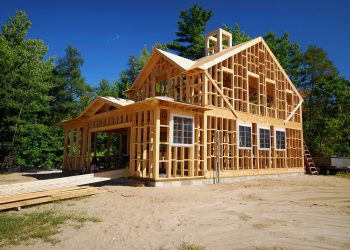 Get a Land Loan or Construction Loan: Which Is Best?